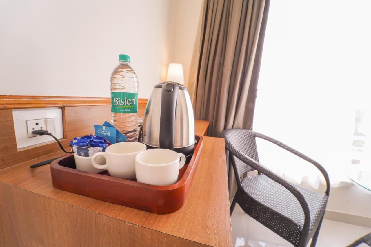 Hotel Wayfarer Porvorim Bagian luar foto